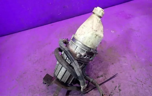 Opel Astra J Power steering pump 