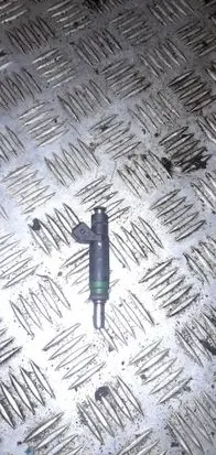 BMW 7 E65 E66 Fuel injector 7525721 4323C06594