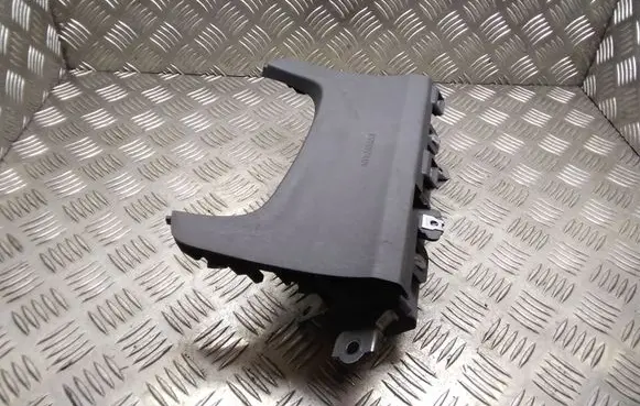 Toyota Prius (XW30) Knee airbag 