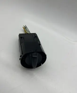 Volkswagen PASSAT B5.5 Light switch 1C0941531A 04052031