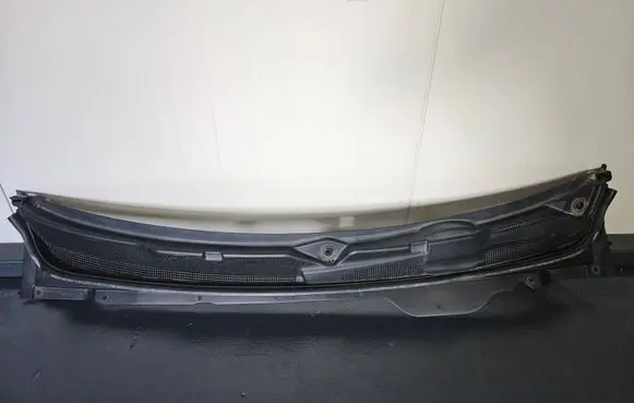 Ram 1500 DT Wiper trim 68299452AE 68299451AE