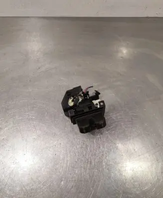 Skoda Superb B6 (3T) Loading door lock 3T5827520A