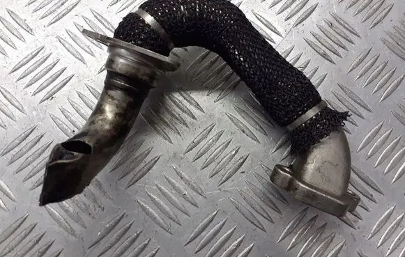 Opel Insignia A EGR valve line/pipe/hose