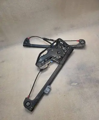 BMW 7 E38 Front door window regulator with motor 513381252010