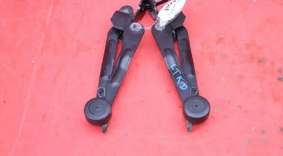 Volvo XC90 Tailgate/trunk/boot hinge 30674750