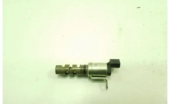 Toyota RAV 4 (XA40) Oil pressure sensor 1533037010