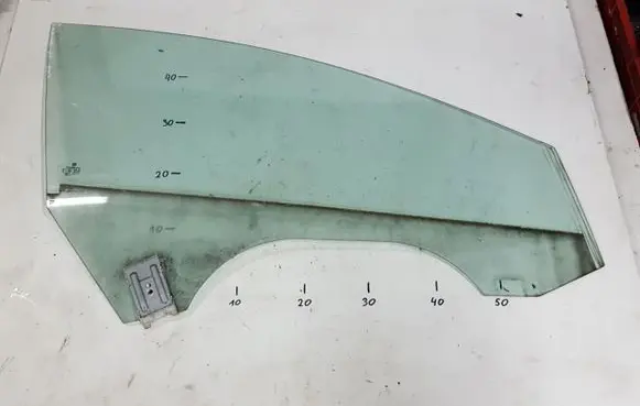 Volkswagen PASSAT CC Sliding door window/glass 
