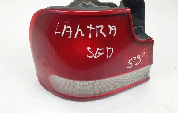 Hyundai Elantra Rear/tail lights