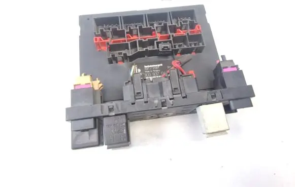 Volkswagen PASSAT B6 Comfort/convenience module 3C0937049H
