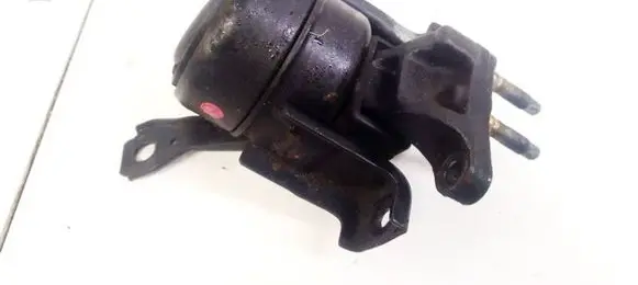 Toyota RAV 4 (XA20) Engine mount bracket