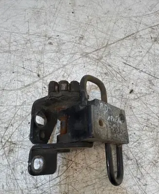 Volkswagen Golf VI Front door lower hinge 1K0831412Q 1L0831412 048575