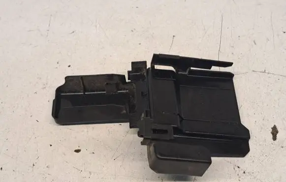 Mazda CX-3 Battery box tray D09W67KB1