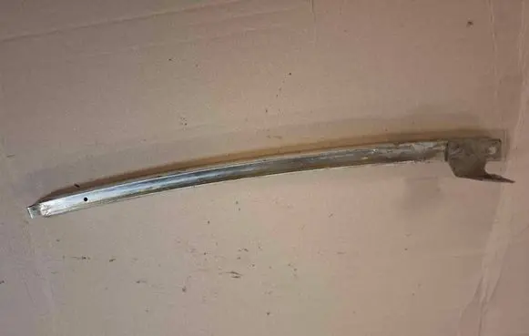 Mercedes-Benz 280 450 W116 Rear door windshield rail 