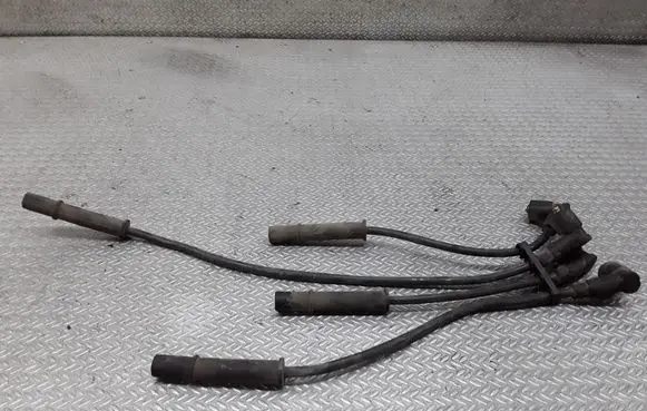 Renault Sandero I Ignition plug leads 