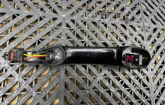 BMW X4 G02 Front door exterior handle 8492059 2202723Q019