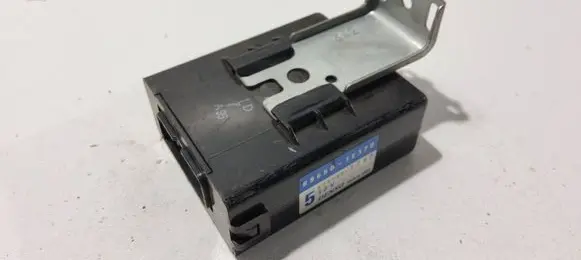 Toyota Yaris Other control units/modules 886501E370 2771001790