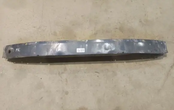 Opel Astra H Front bumper cross member