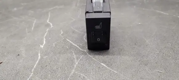 Ford Focus Seat control switch 7M5T-19K314-AA