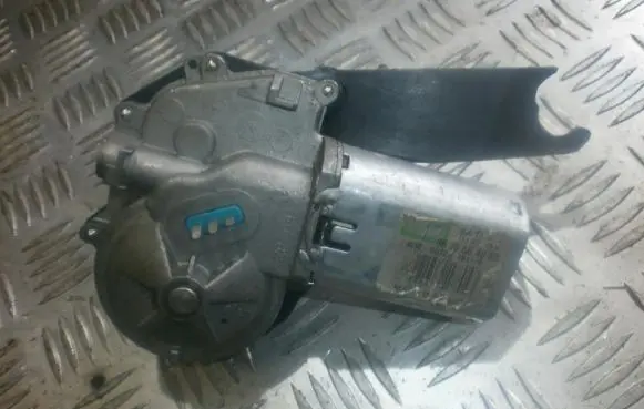 Peugeot 205 Rear window wiper motor