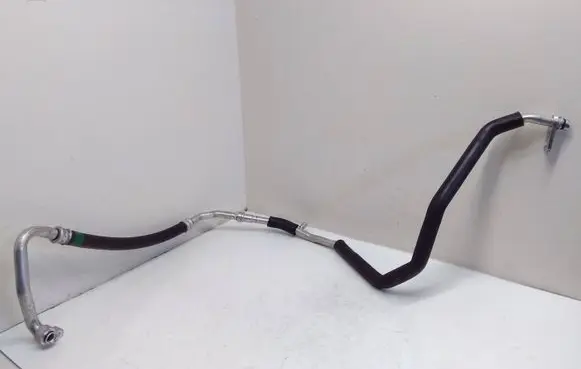 Toyota Prius (XW50) Air conditioning (A/C) pipe/hose