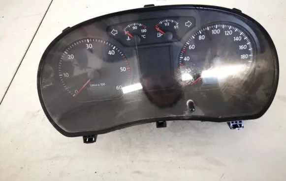 Volkswagen Polo IV 9N3 Speedometer (instrument cluster) 6q0920825f