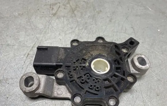Hyundai Santa Fe Gear shift selector indicator 427002H000