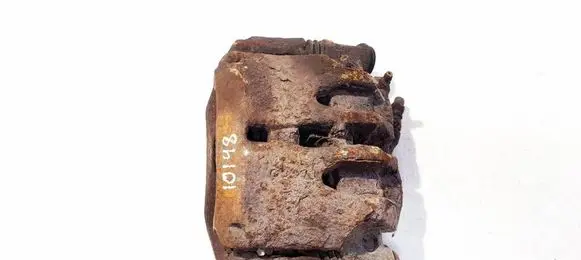 Iveco Daily 30.8 - 9 Front brake caliper 