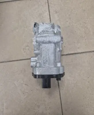Toyota C-HR II Air conditioning (A/C) compressor (pump) 0424002750 ESB20C 02J01895