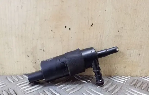 Audi A5 Sportback 8TA Headlight washer pump 3B7955681