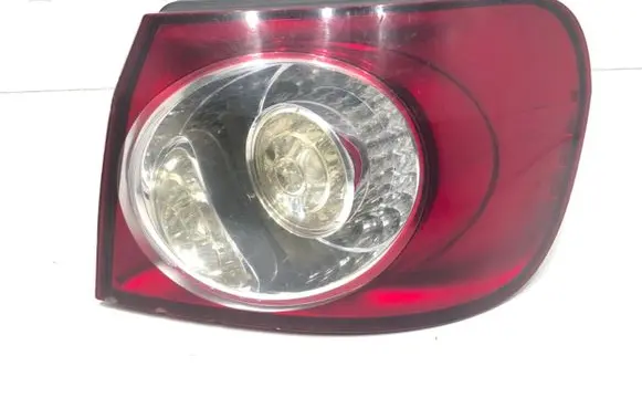 Volkswagen Golf Plus Rear/tail lights 5M0945096N