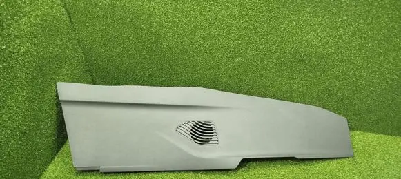 Renault Arkana Centre console side trim front 689218171R