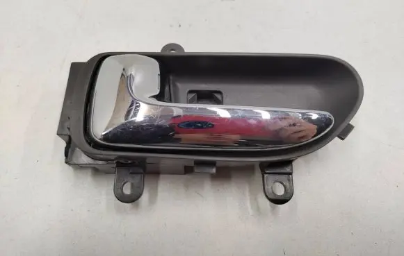 Nissan X-Trail T31 Front door interior handle 