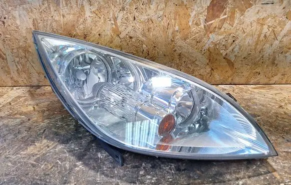 Mitsubishi Colt Headlight/headlamp 0301208202