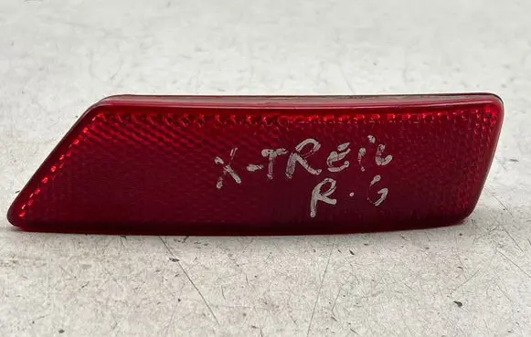 Rear tail light reflector