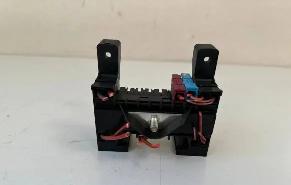 Mercedes-Benz E W211 Fuse module 2115450301 13943311 13943271