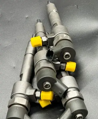 Alfa Romeo 166 Fuel injectors set 1861 0445110068