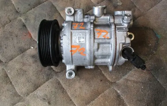 Seat Toledo I (1L) Air conditioning (A/C) compressor (pump) 820803