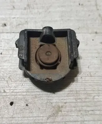 Peugeot 2008 II Radiator mount bracket 9826870480