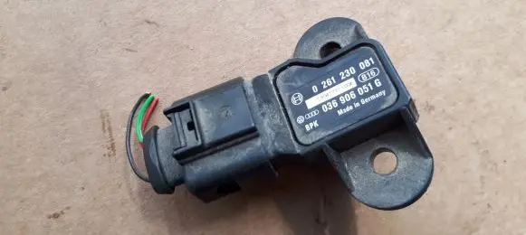 Audi A4 S4 B8 8K Air pressure sensor 036906051G