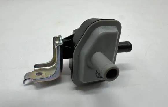 Toyota Yaris Cross Turbo solenoid valve 90910TC005