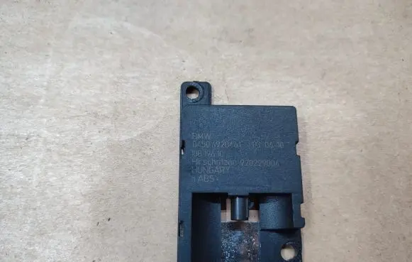 BMW X3 E83 Bluetooth antenna 6928461