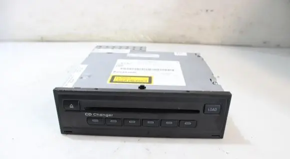 Audi A6 S6 C6 4F CD/DVD changer 