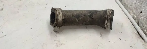 Volkswagen Golf V Engine coolant pipe/hose