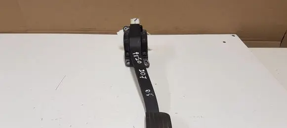 Peugeot 307 Accelerator throttle pedal F00C3E2429