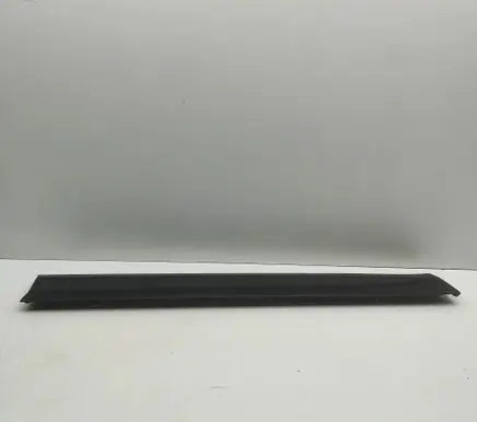 Ford Explorer EV Front door trim (molding) R2KBR20849A