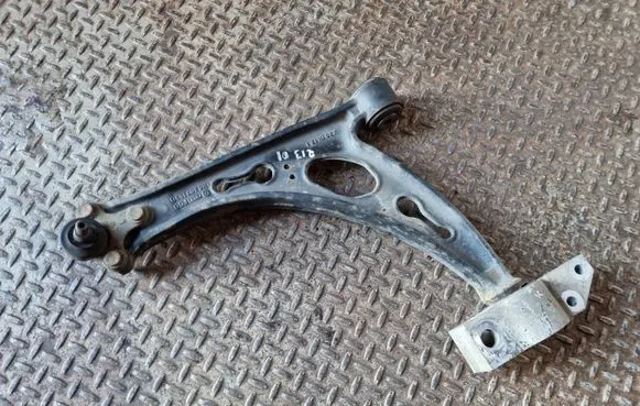 Volkswagen Touran I Front lower control arm/wishbone 1K0407153G