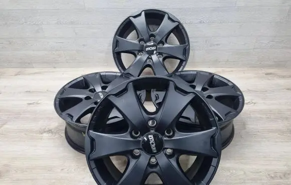 Mitsubishi L200 R17 alloy rim 