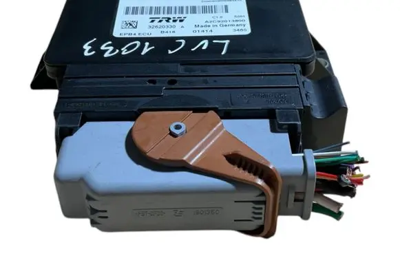 Nissan Qashqai Hand brake control module 360324BA0A 32620330A A2C92013800