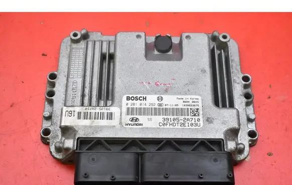Hyundai i30 Engine control unit/module ECU 391052A710
