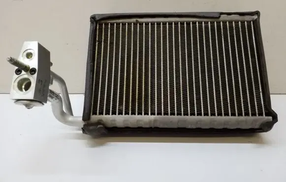 Dodge Grand Caravan Heater blower radiator U6984002